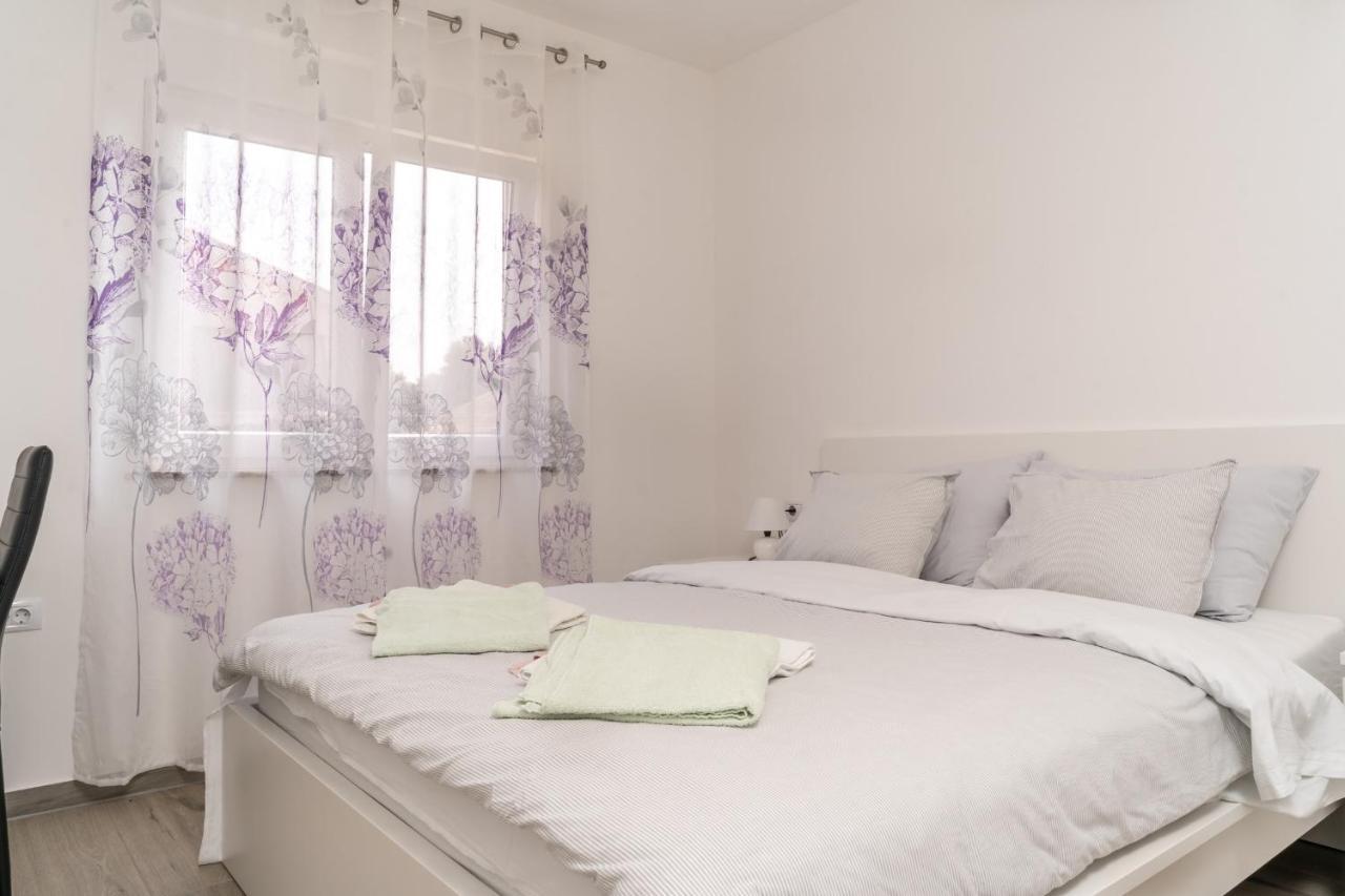 Apartmán Tomi Pula Exteriér fotografie